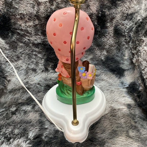 Vintage Doll in pink dress
 Table Lamp, 1983 - Picture 5 of 16